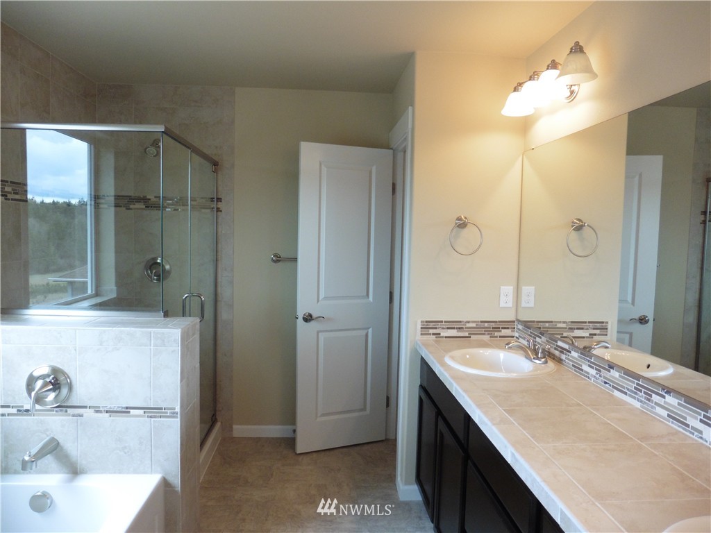 541 East Soderberg Road Allyn, WA 98524 - Photo 13 of 25 Gallery Image 13