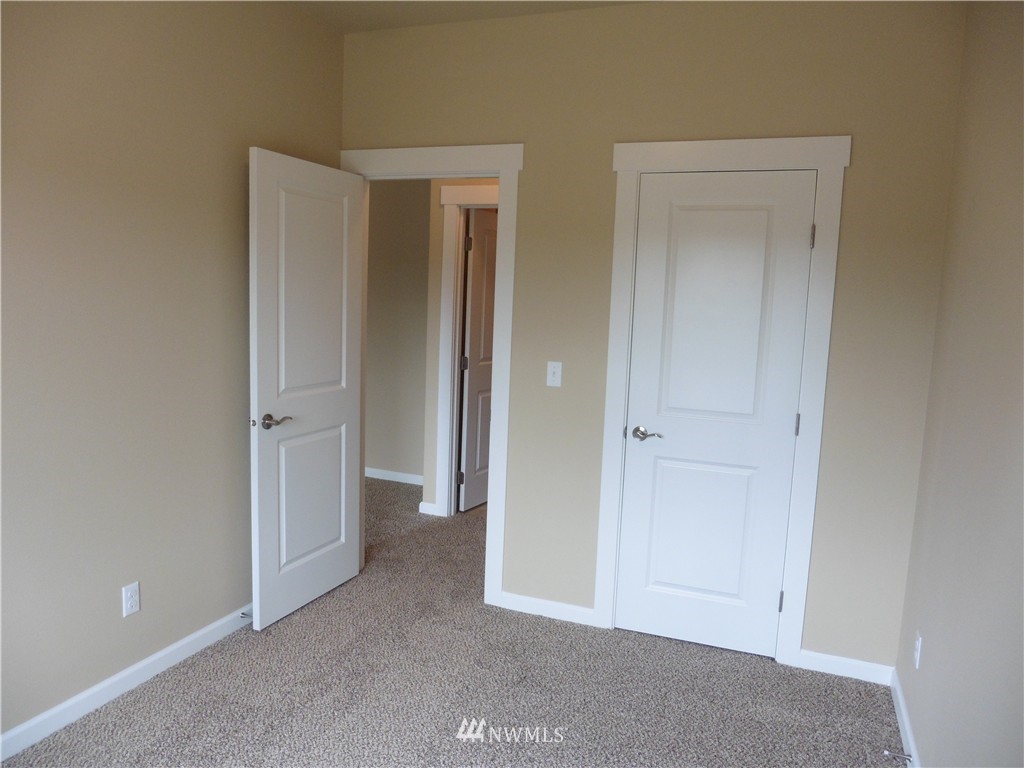 541 East Soderberg Road Allyn, WA 98524 - Photo 17 of 25 Gallery Image 17
