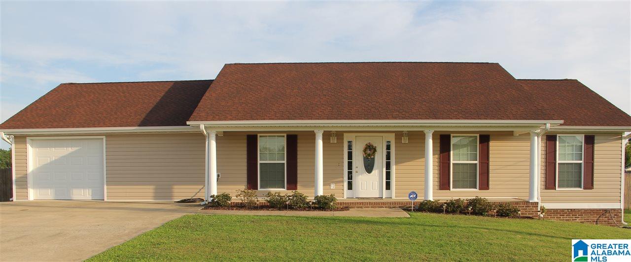 925 6th Way, Unit 3 Pleasant Grove, AL 35127 - Photo 1 of 26