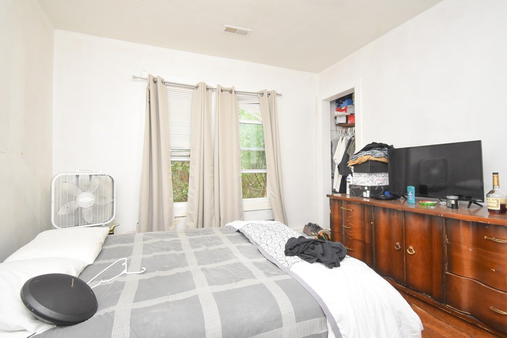19-21 Batavia Street Springfield, MA 01109 - Photo 8 of 21 Gallery Image 8