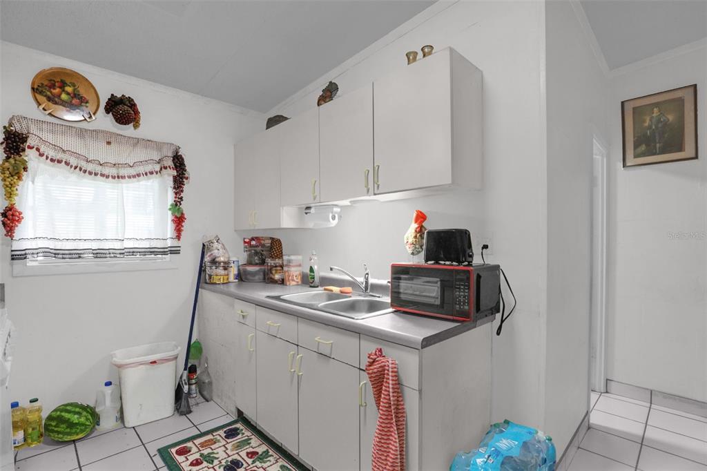809 22nd Street Orlando, FL 32805 - Photo 16 of 21