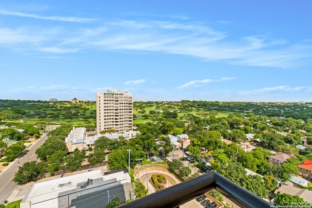 $7,250 | 4242 Broadway, Unit 1401, San Antonio, TX 78209