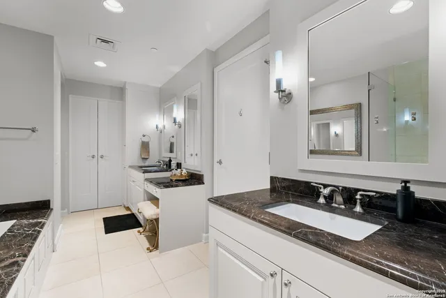 $7,250 | 4242 Broadway, Unit 1401, San Antonio, TX 78209