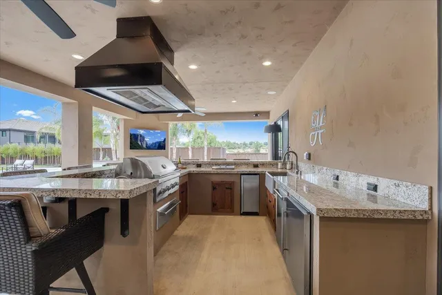 $1,799,000 | 10407 Fox Borough Drive, Oakdale, CA 95361