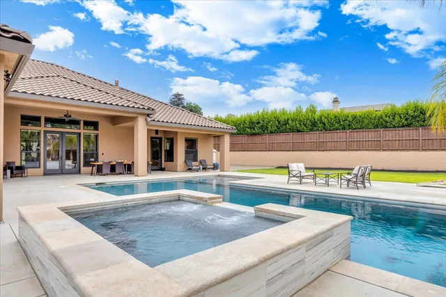 $1,799,000 | 10407 Fox Borough Drive, Oakdale, CA 95361