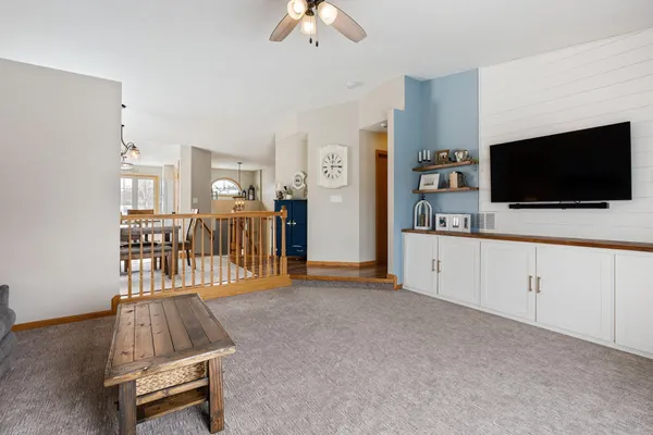 $355,000 | 880 Myers Drive Northeast, Owatonna, MN 55060