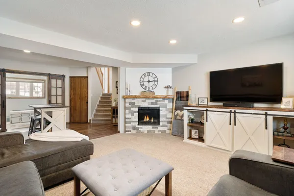 $355,000 | 880 Myers Drive Northeast, Owatonna, MN 55060