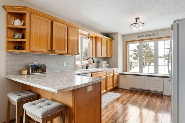 $355,000 | 880 Myers Drive Northeast, Owatonna, MN 55060