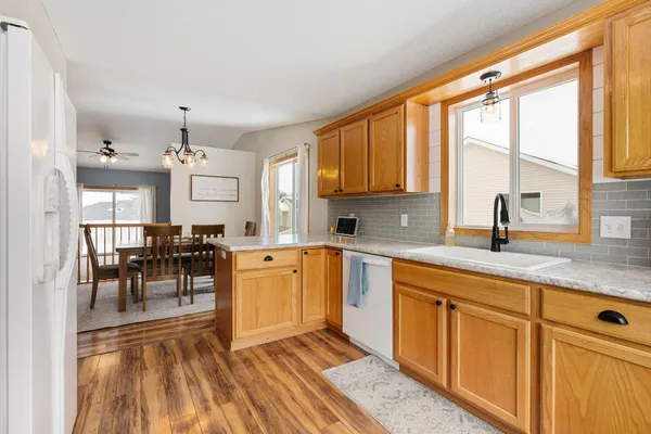 $355,000 | 880 Myers Drive Northeast, Owatonna, MN 55060