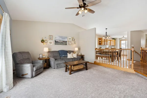 $355,000 | 880 Myers Drive Northeast, Owatonna, MN 55060