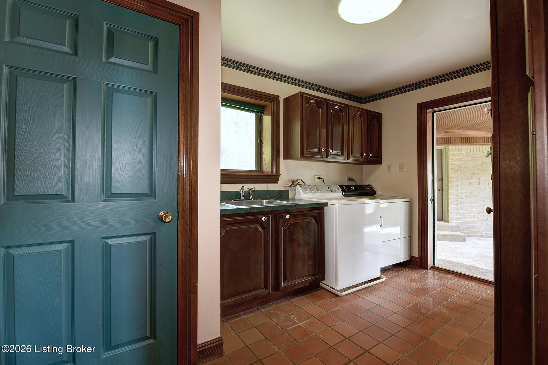 1007 Johnson Road Louisville, KY 40245 - Photo 10 of 46 Johnson Rd BY C W Davis 0011