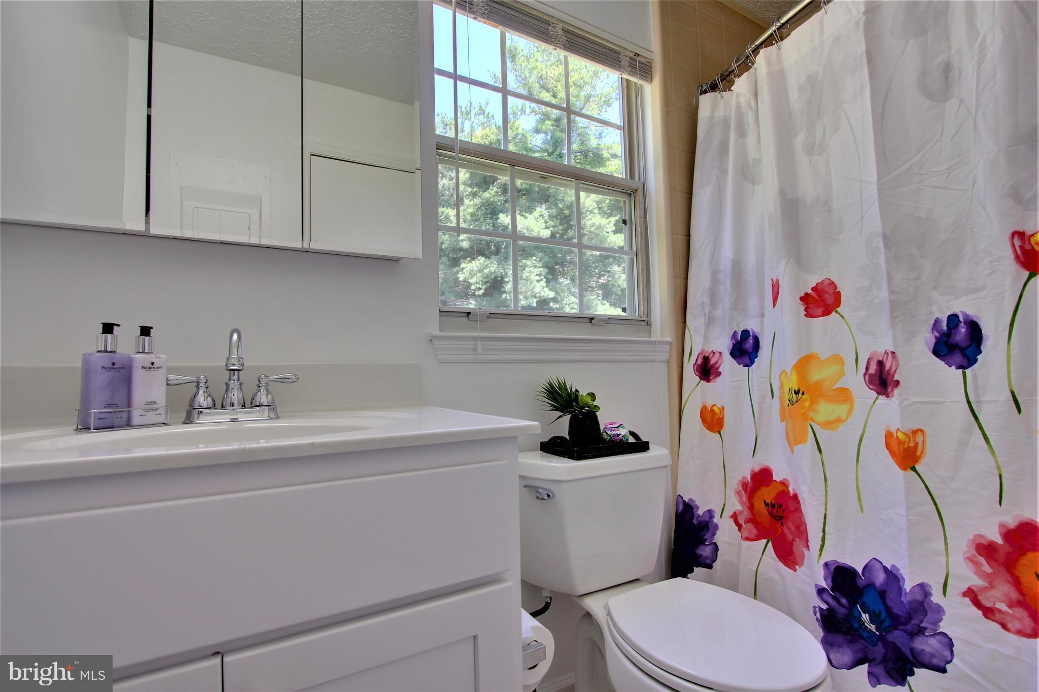 6460 Greenfield Road, Unit 206 Elkridge, MD 21075 - Photo 19 of 26 Bath