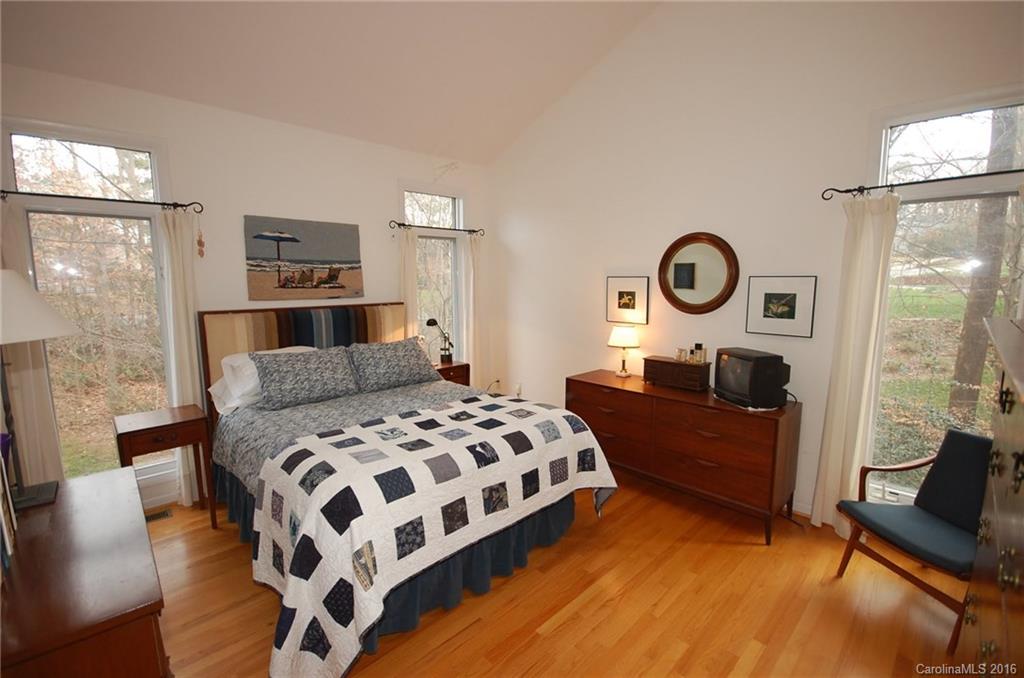 7806 Blue Ridge Circle Charlotte, NC 28270 - Photo 12 of 24 Gallery Image 12