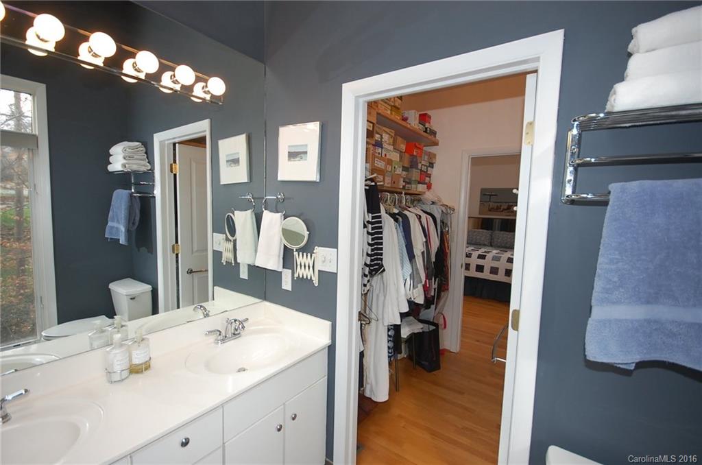 7806 Blue Ridge Circle Charlotte, NC 28270 - Photo 14 of 24 Gallery Image 14