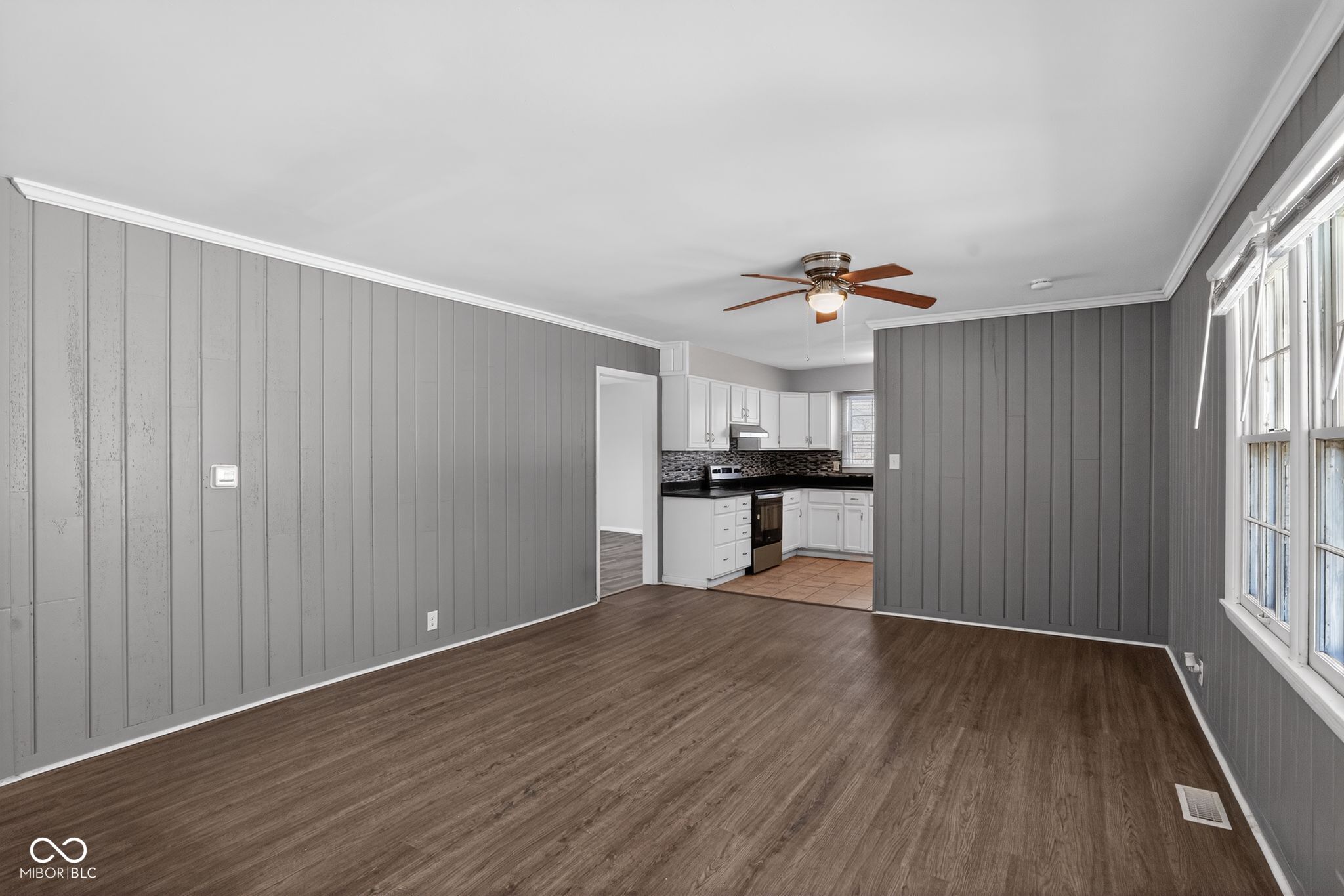 5148 Alameda Road Indianapolis, IN 46228 - Photo 3 of 20