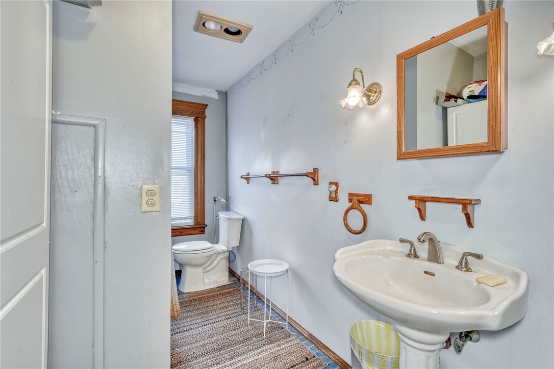 66 East Main Street Webster, NY 14580 - Photo 18 of 50