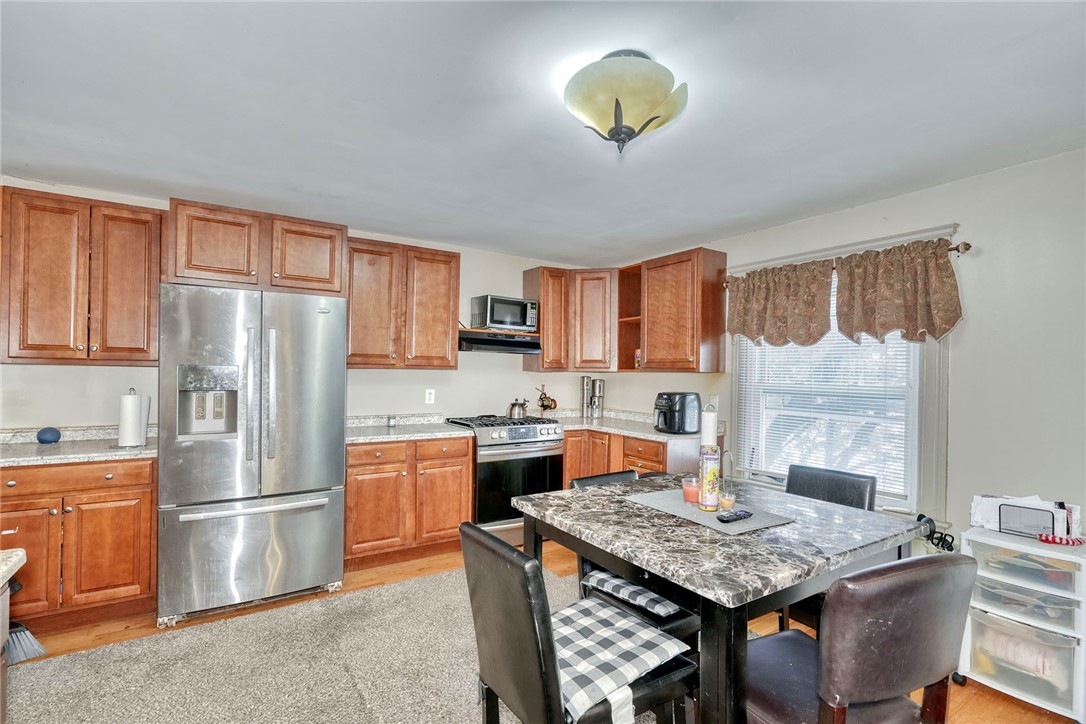 66 East Main Street Webster, NY 14580 - Photo 19 of 50
