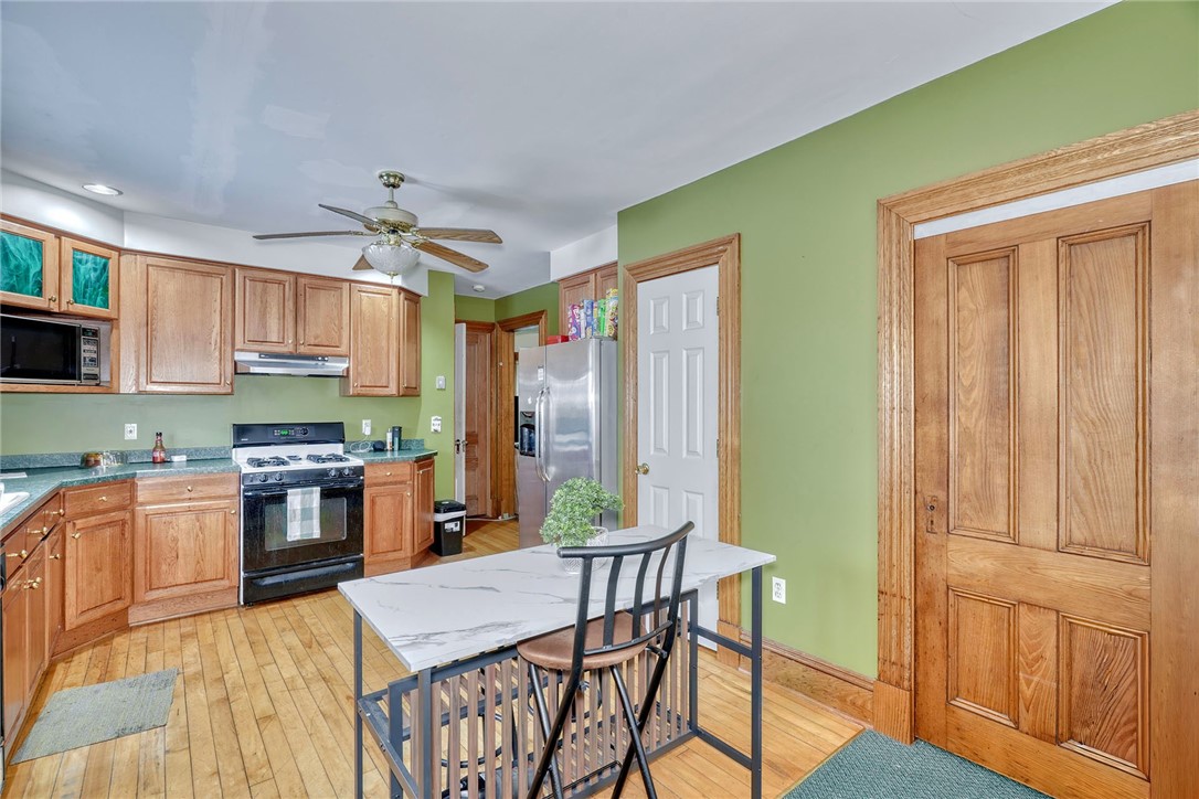 66 East Main Street Webster, NY 14580 - Photo 28 of 50