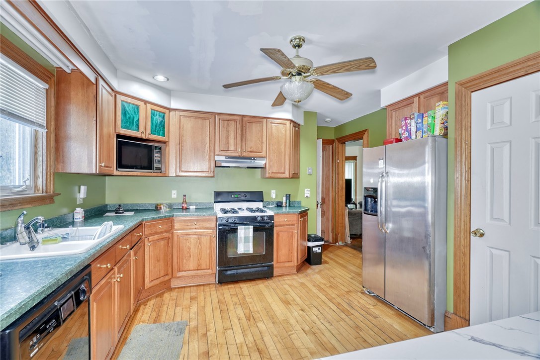 66 East Main Street Webster, NY 14580 - Photo 30 of 50