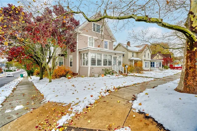 $339,899 | 66 East Main Street, Webster, NY 14580