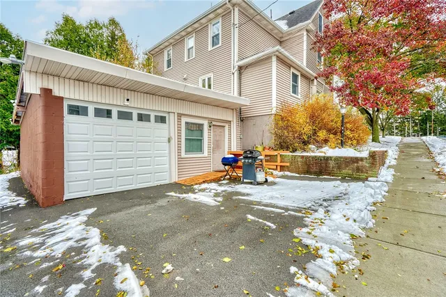 $339,899 | 66 East Main Street, Webster, NY 14580