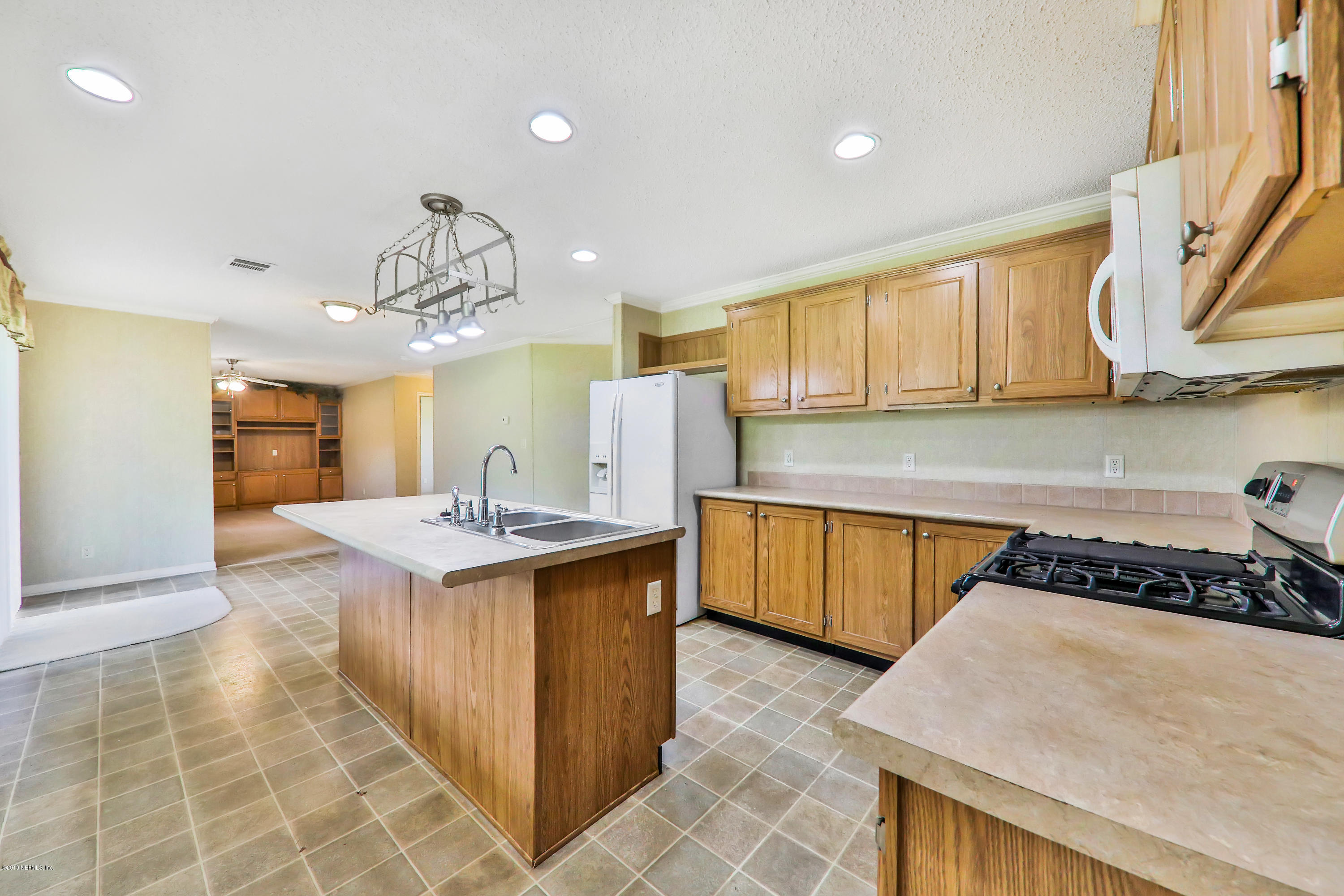 450 Northeast 155th Street Road Citra, FL 32113 - Photo 11 of 36 0S9A1356