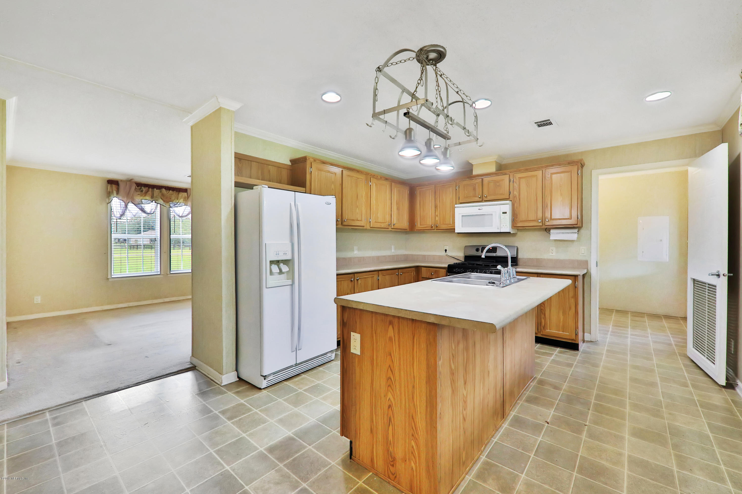 450 Northeast 155th Street Road Citra, FL 32113 - Photo 9 of 36 0S9A1352