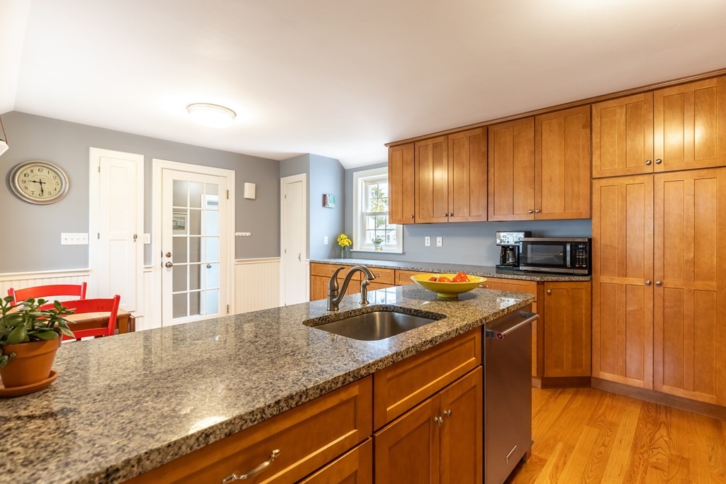 35 Spring Street Mansfield, MA 02048 - Photo 20 of 33 Gallery Image 20