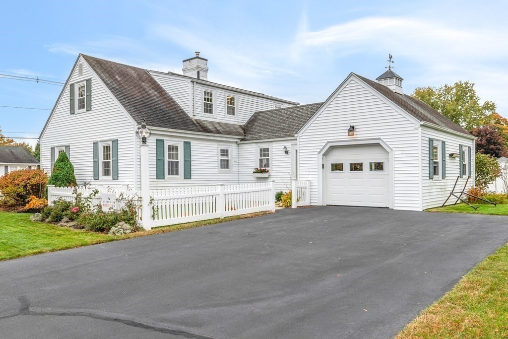 35 Spring Street Mansfield, MA 02048 - Photo 2 of 33 Gallery Image 2