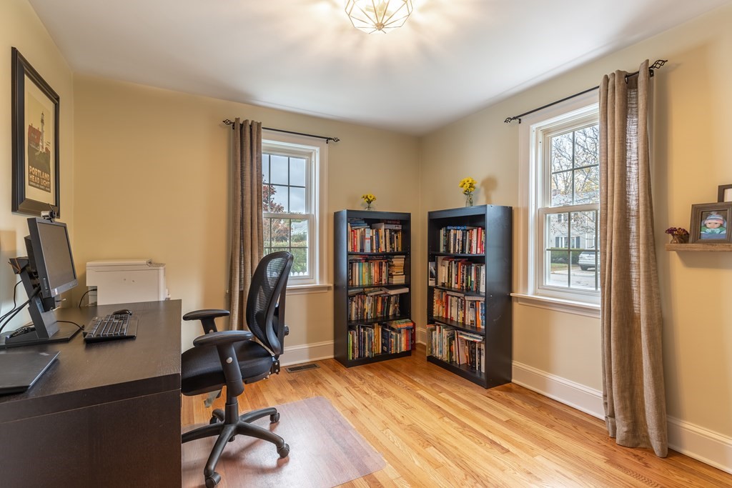 35 Spring Street Mansfield, MA 02048 - Photo 23 of 33 Gallery Image 23
