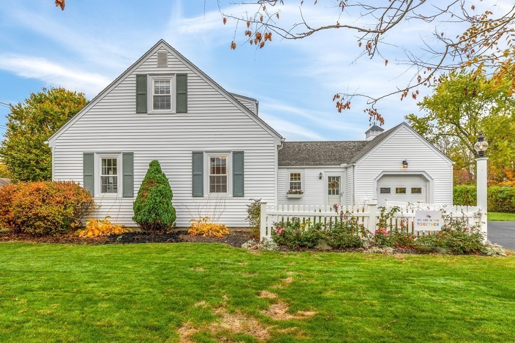 35 Spring Street Mansfield, MA 02048 - Photo 3 of 33 Gallery Image 3