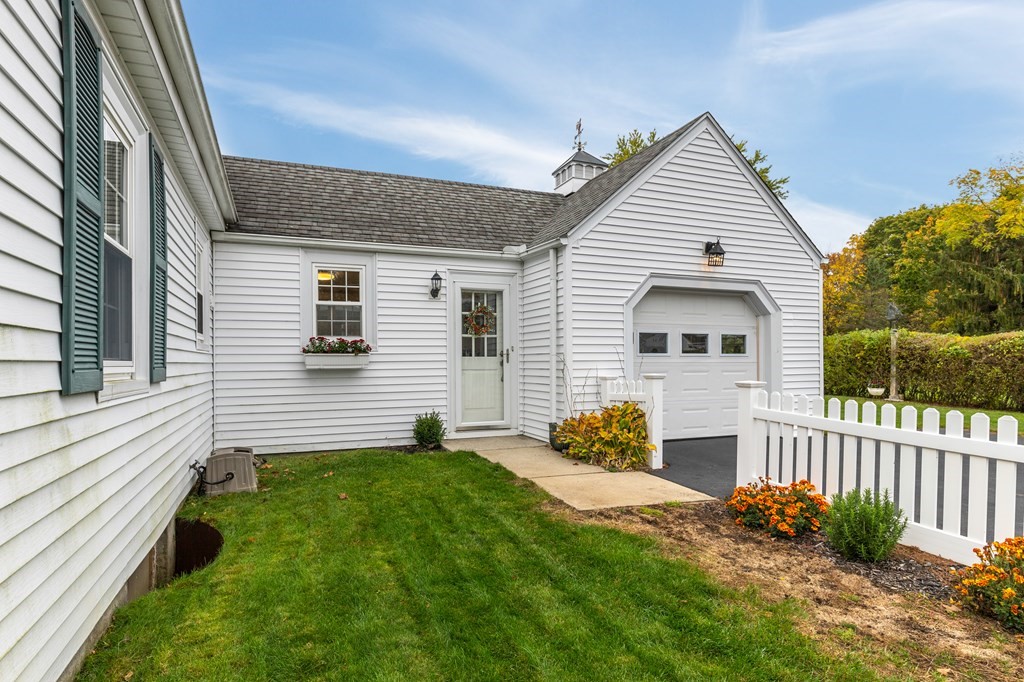 35 Spring Street Mansfield, MA 02048 - Photo 32 of 33 Gallery Image 32