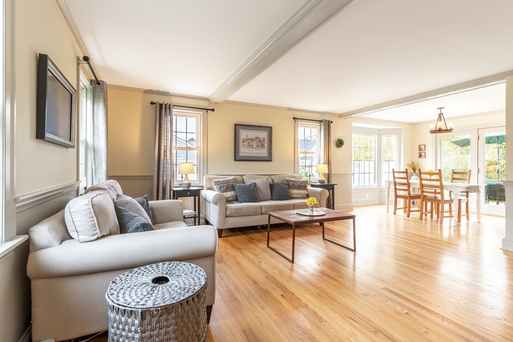 35 Spring Street Mansfield, MA 02048 - Photo 7 of 33 Gallery Image 7