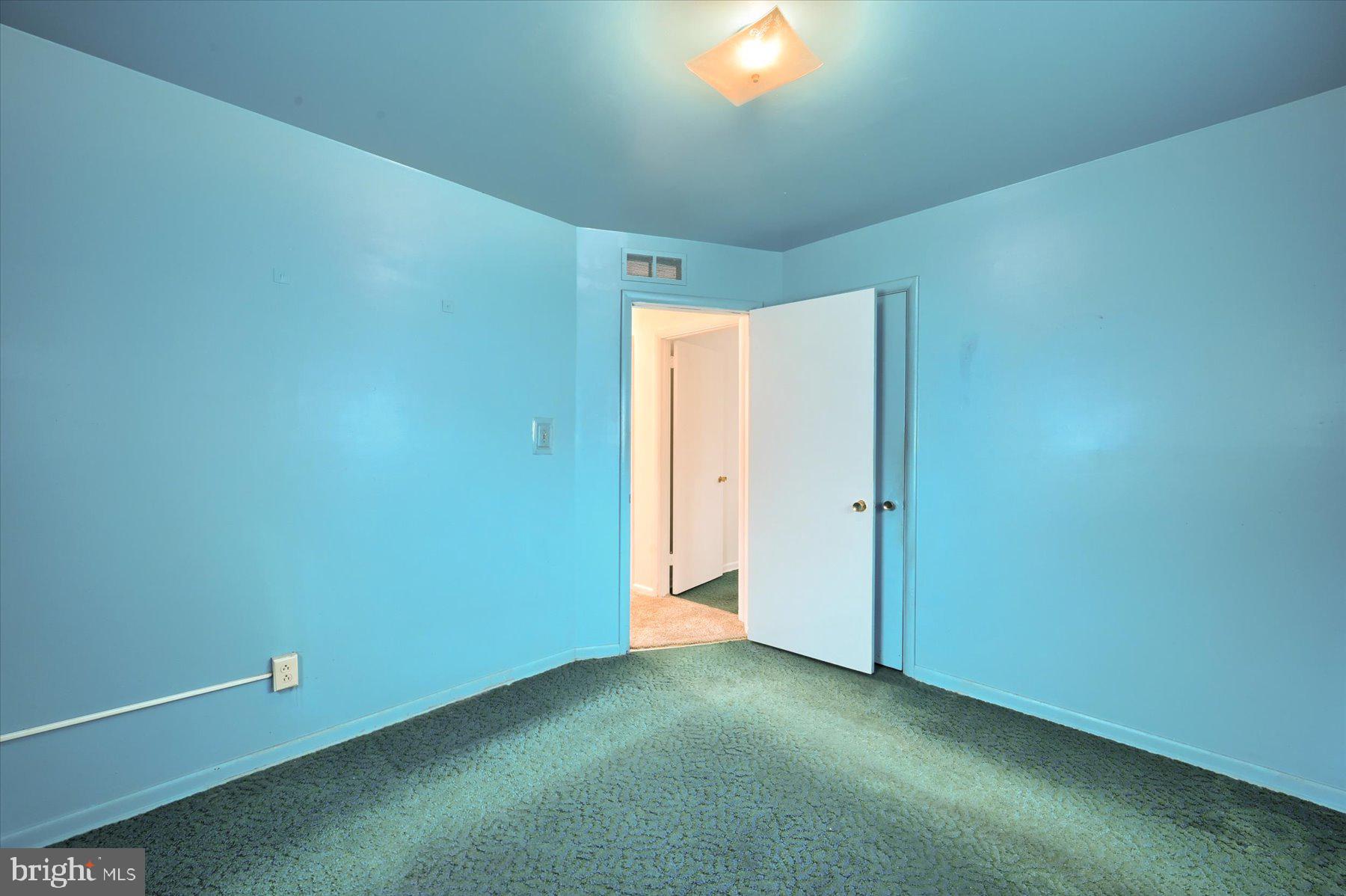 1708 Evergreen Road Harrisburg, PA 17109 - Photo 18 of 35 Gallery Image 18