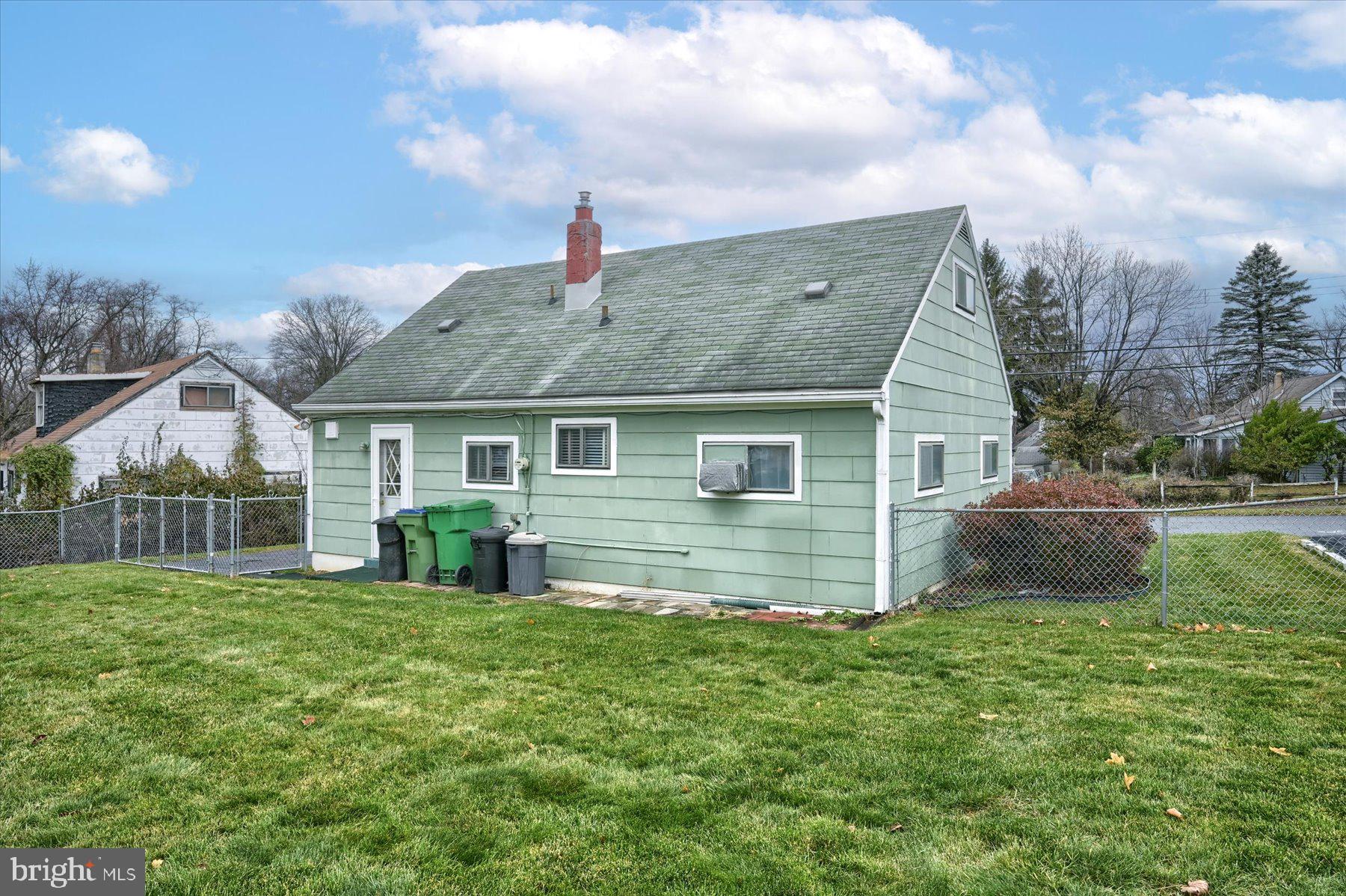 1708 Evergreen Road Harrisburg, PA 17109 - Photo 29 of 35 Gallery Image 29