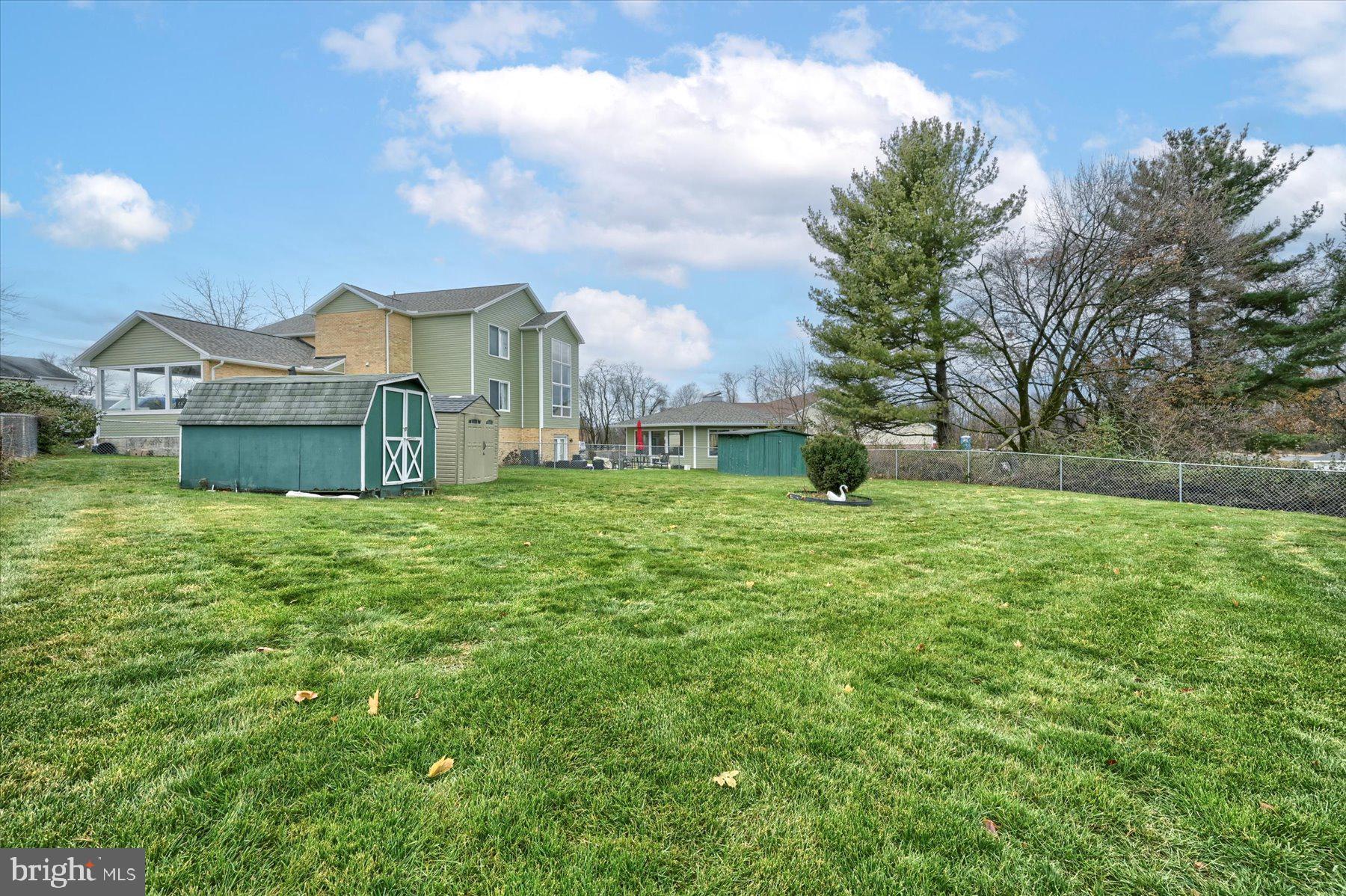 1708 Evergreen Road Harrisburg, PA 17109 - Photo 30 of 35 Large flat FENCED yard
