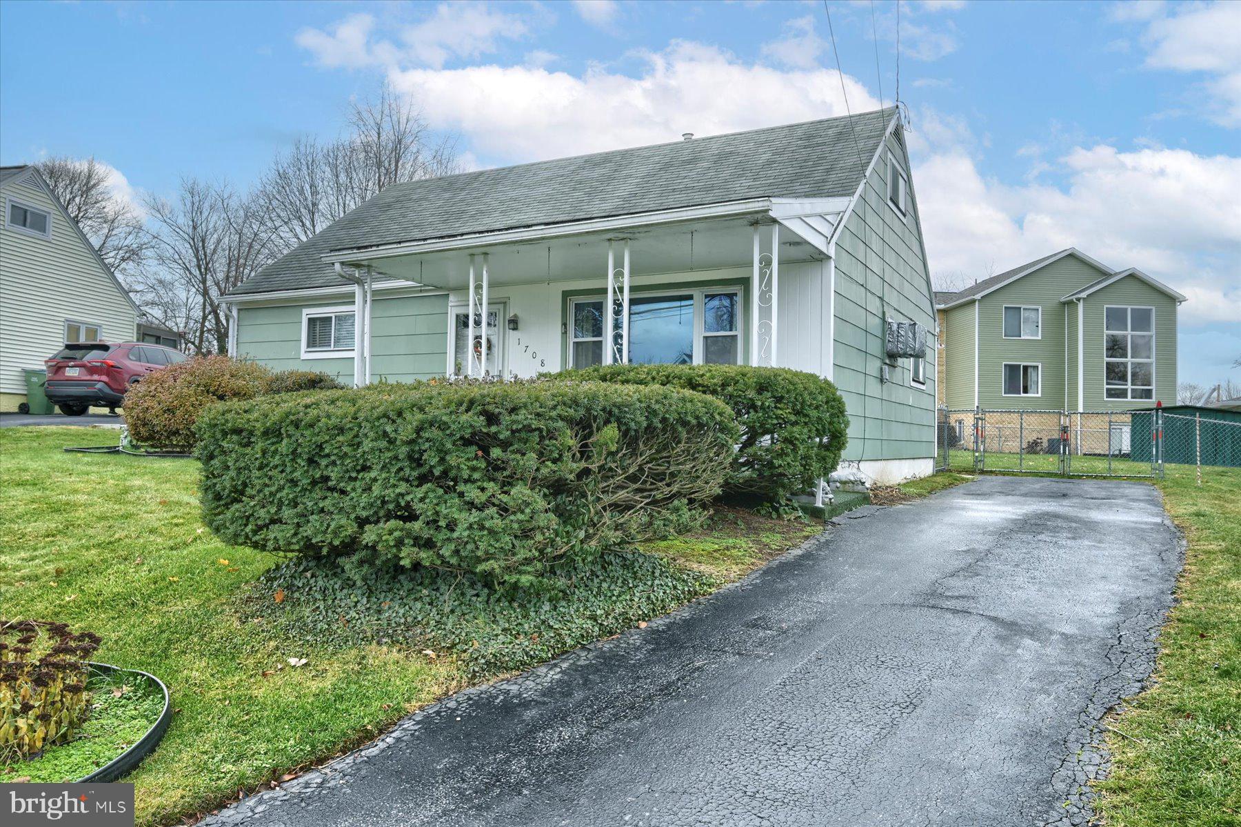 1708 Evergreen Road Harrisburg, PA 17109 - Photo 35 of 35 YOUR SHOWING!