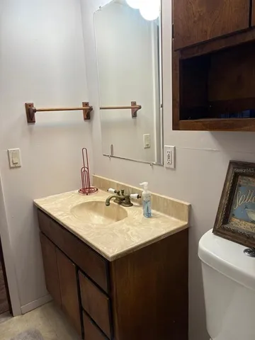 $1,300 | Undisclosed Address, Ruskin, FL 33570