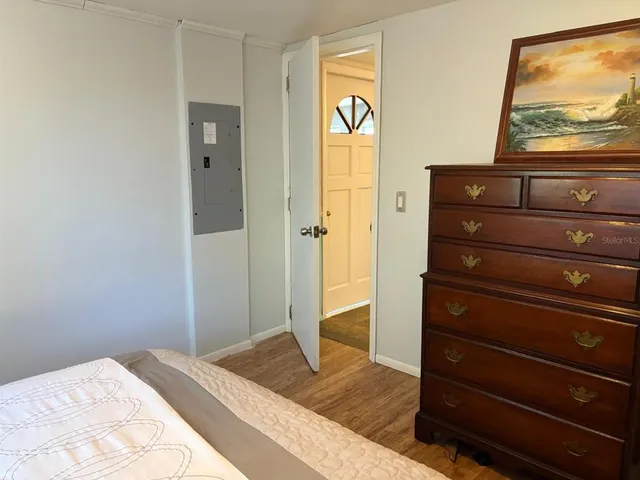 $1,300 | Undisclosed Address, Ruskin, FL 33570