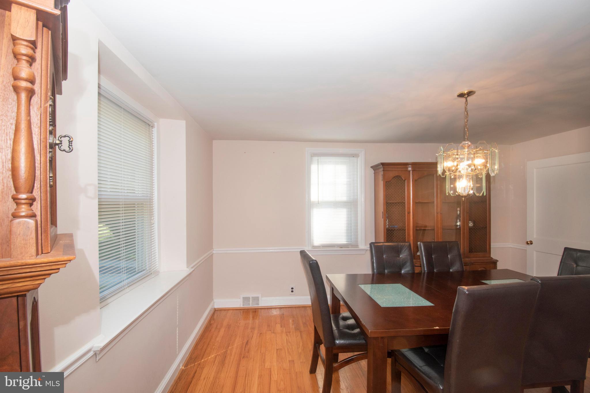1210 Providence Road Springfield, PA 19064 - Photo 12 of 43 Living room
