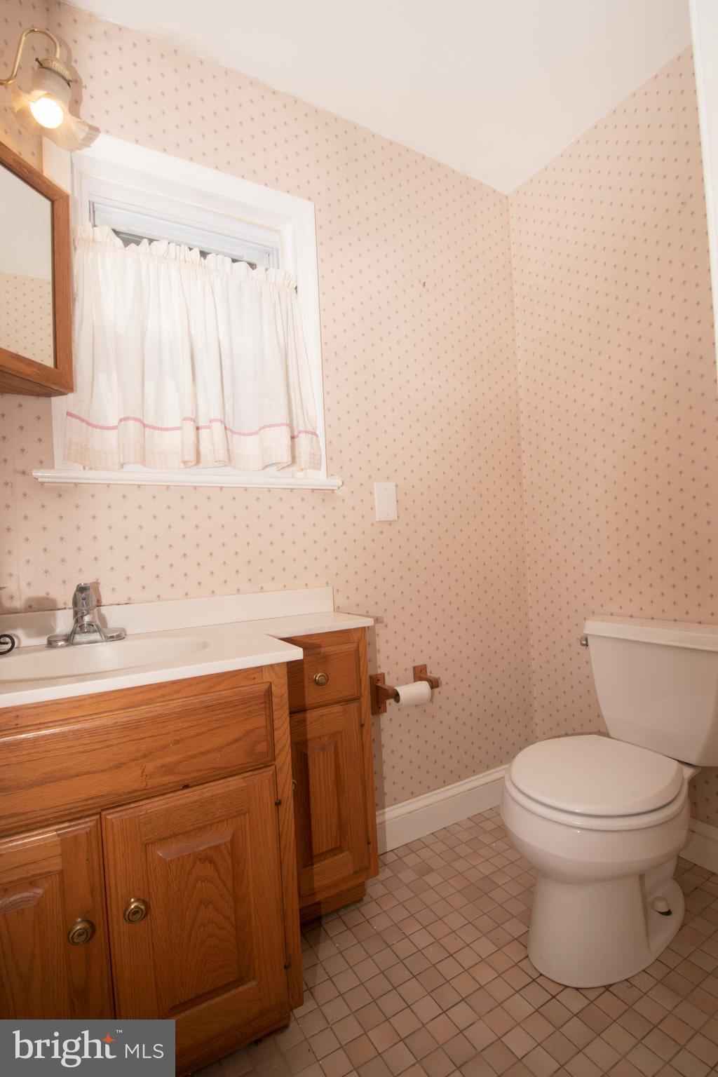 1210 Providence Road Springfield, PA 19064 - Photo 24 of 43 main floor half bath