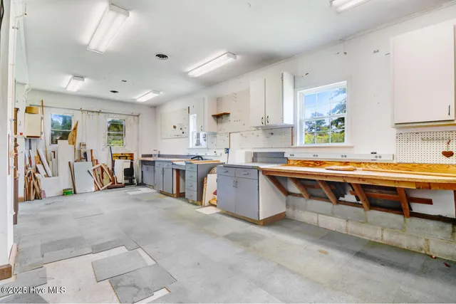 $550,000 | 9222 Midway Road, Bailey, NC 27807