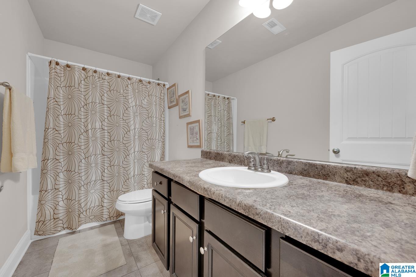137 Golden Meadows Drive Alabaster, AL 35007 - Photo 26 of 33