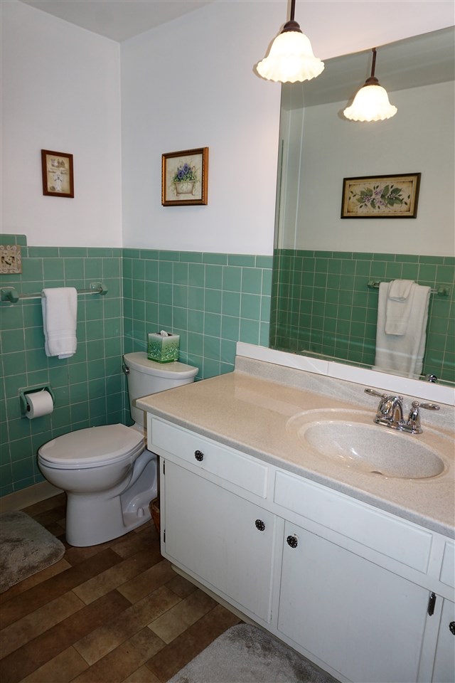 8203 Westridge Road Fort Wayne, IN 46825 - Photo 13 of 18 Gallery Image 13