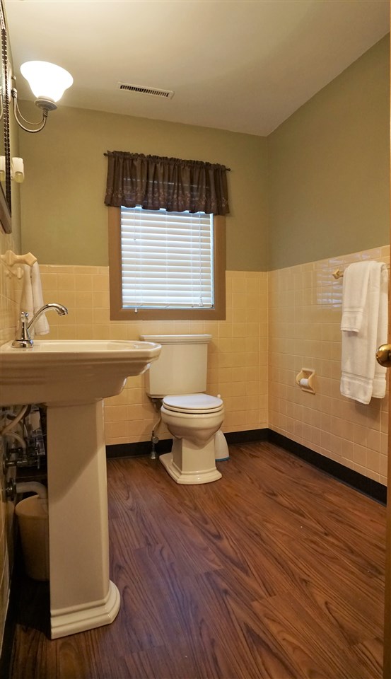 8203 Westridge Road Fort Wayne, IN 46825 - Photo 10 of 18 Gallery Image 10