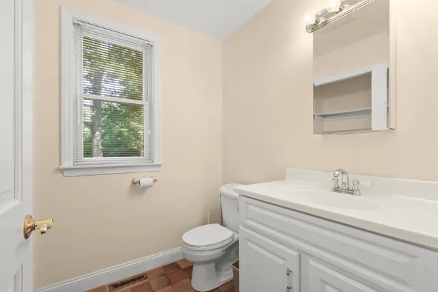 $999,900 | 2 Tricia Road, North Falmouth, MA 02556