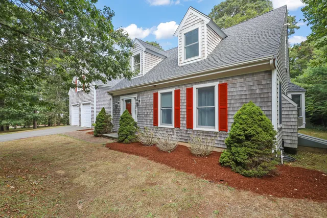 $999,900 | 2 Tricia Road, North Falmouth, MA 02556