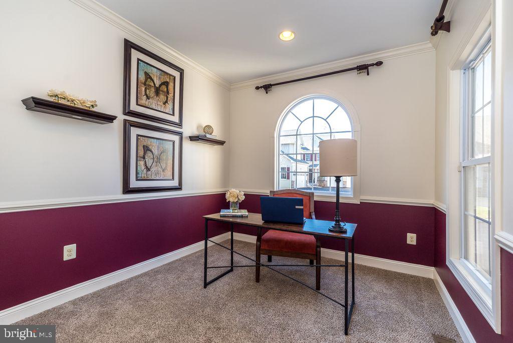 114 West Kennedy Road, Unit 189 North Wales, PA 19454 - Photo 14 of 43 a living room with furniture and a window