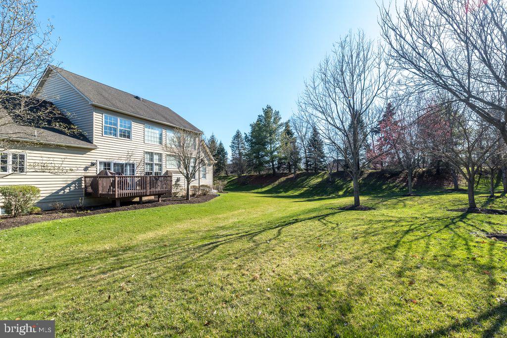 114 West Kennedy Road, Unit 189 North Wales, PA 19454 - Photo 29 of 43 a view of a house with backyard and sitting area