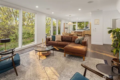 $2,199,950 | 4005 Corliss Avenue North, Seattle, WA 98103